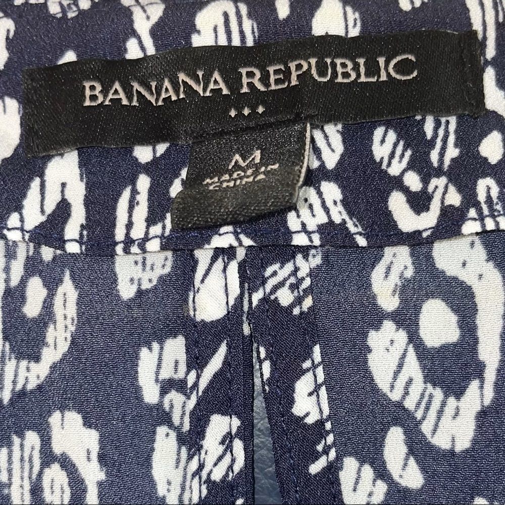 Banana Republic V neck button down long sleeve top blouse womens medium - Picture 9 of 11